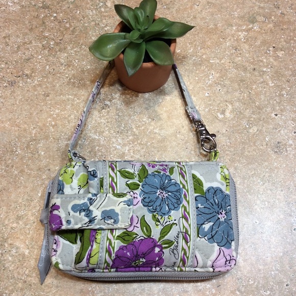 VERA BRADLEY SMALL CELLPHONE ID WRISTLET - Picture 2 of 8